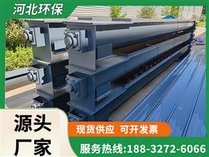 碳钢螺旋输送机-扁袋除尘器